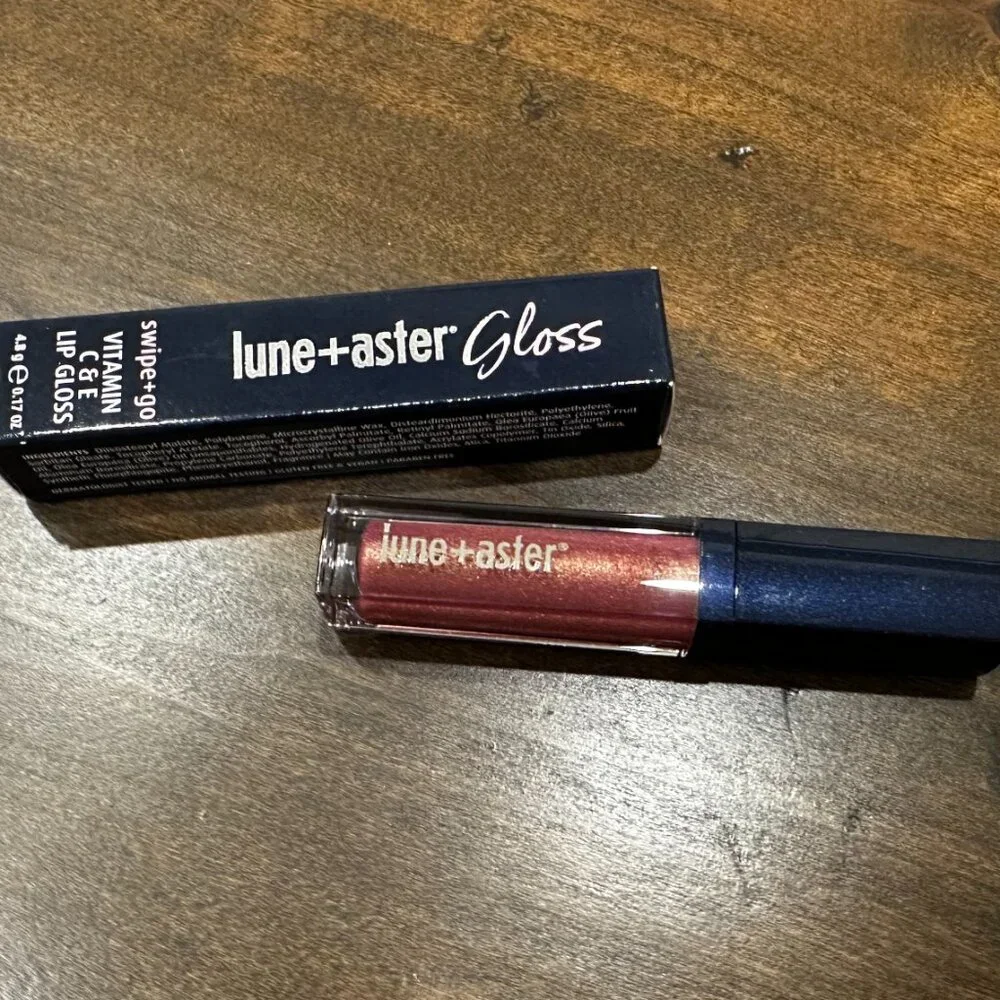 Lune+Aster Vitamin C+E Lip Gloss CHANGE MAKER 0.17 oz NIB